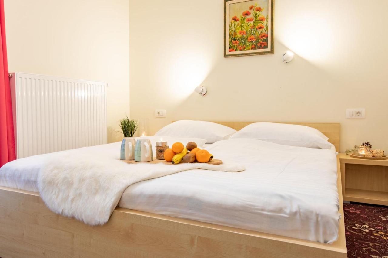 Hotel Jakec Trije Kralji Na Pohorju Zgornja Loznica Extérieur photo